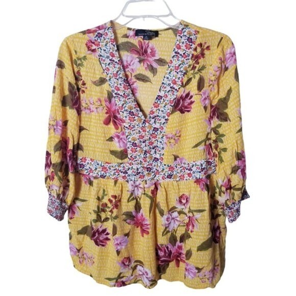 Suzanne Betro Tops - Suzanne Betro Yellow Floral Print Boho Top Size‎ Medium